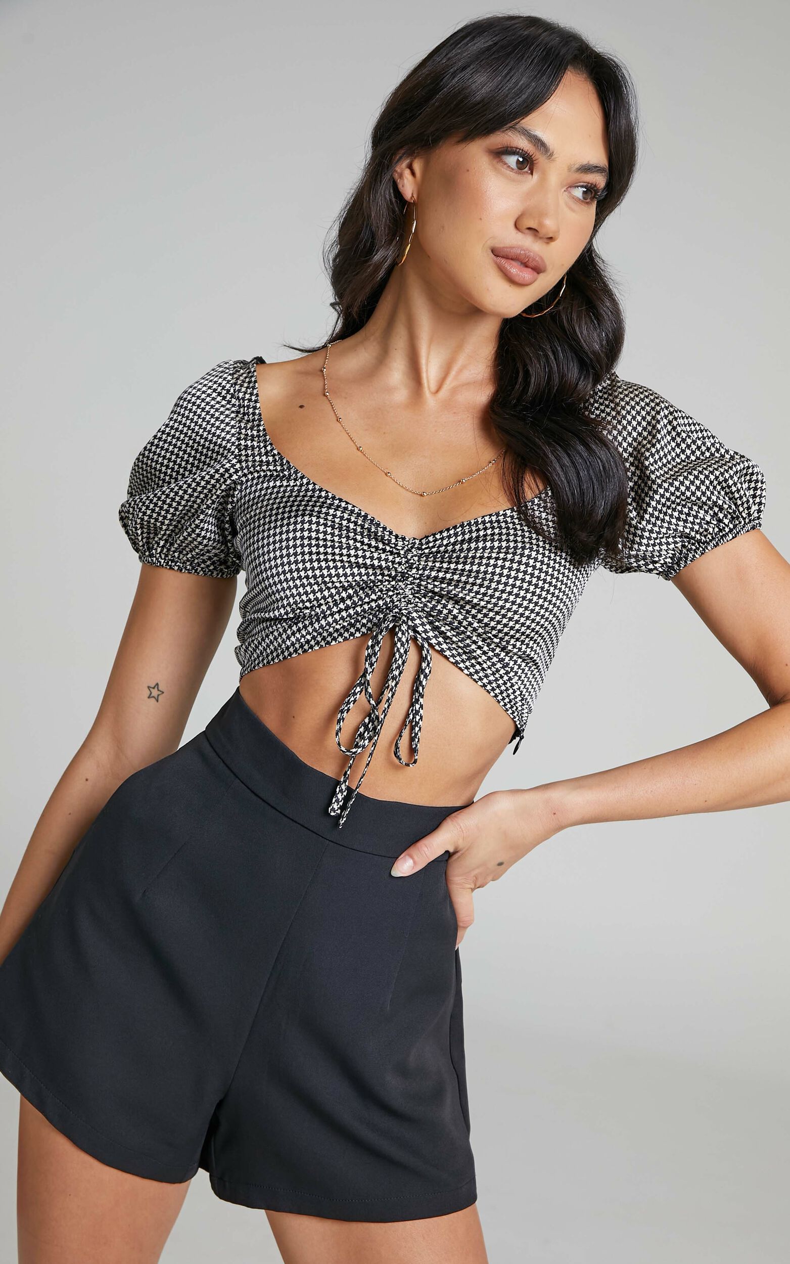 Modina Puff Sleeve Crop Top in Houndstooth - 06, BLK1, super-hi-res image number null