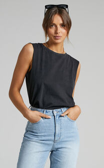 Gia Tee in Washed Black