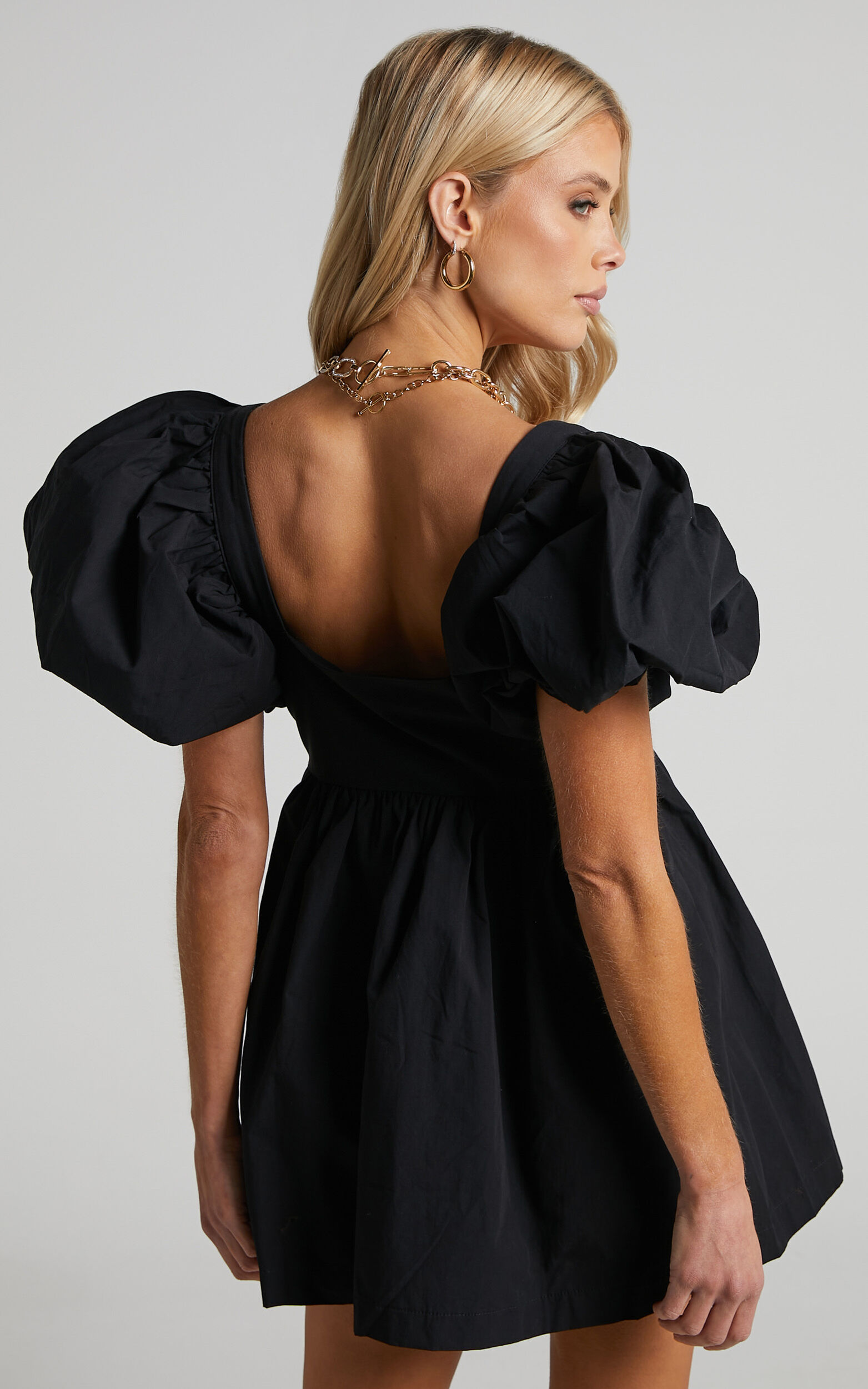Vashti Mini Dress - Puff Sleeve Sweetheart Dress in Black | Showpo