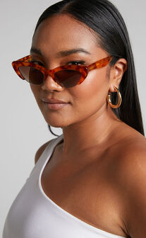 Banbe Eyewear - The Ambrosio Sunglasses in Ivory/Maple Tort-Cocoa
