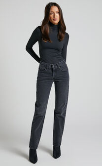 Levi's - Middy Straight in Black Wash
