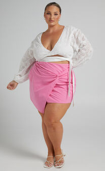 Kiandra Knot Detail Mini Skirt in Pink Linen Look