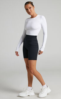 Chimmy Ribbed Long Sleeve Crop Top in White
