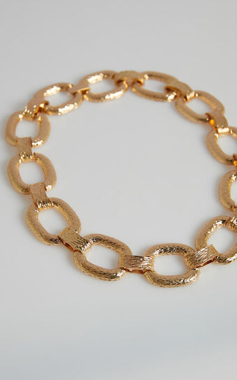 Char Necklace in Gold