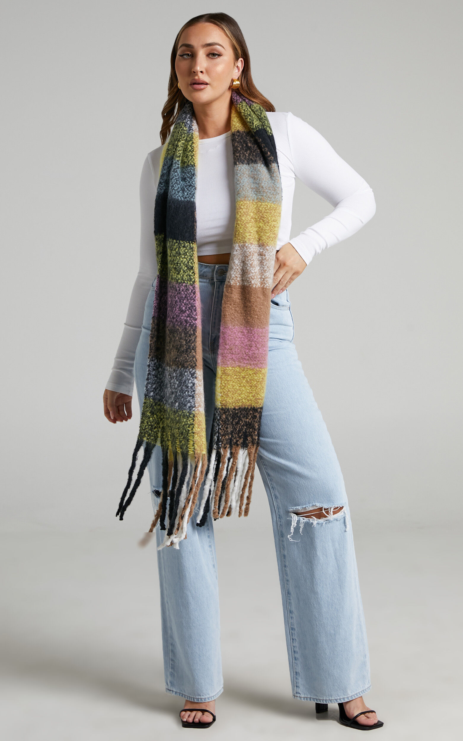 Theoris Check Scarf in Multi - OneSize, MLT1, super-hi-res image number null