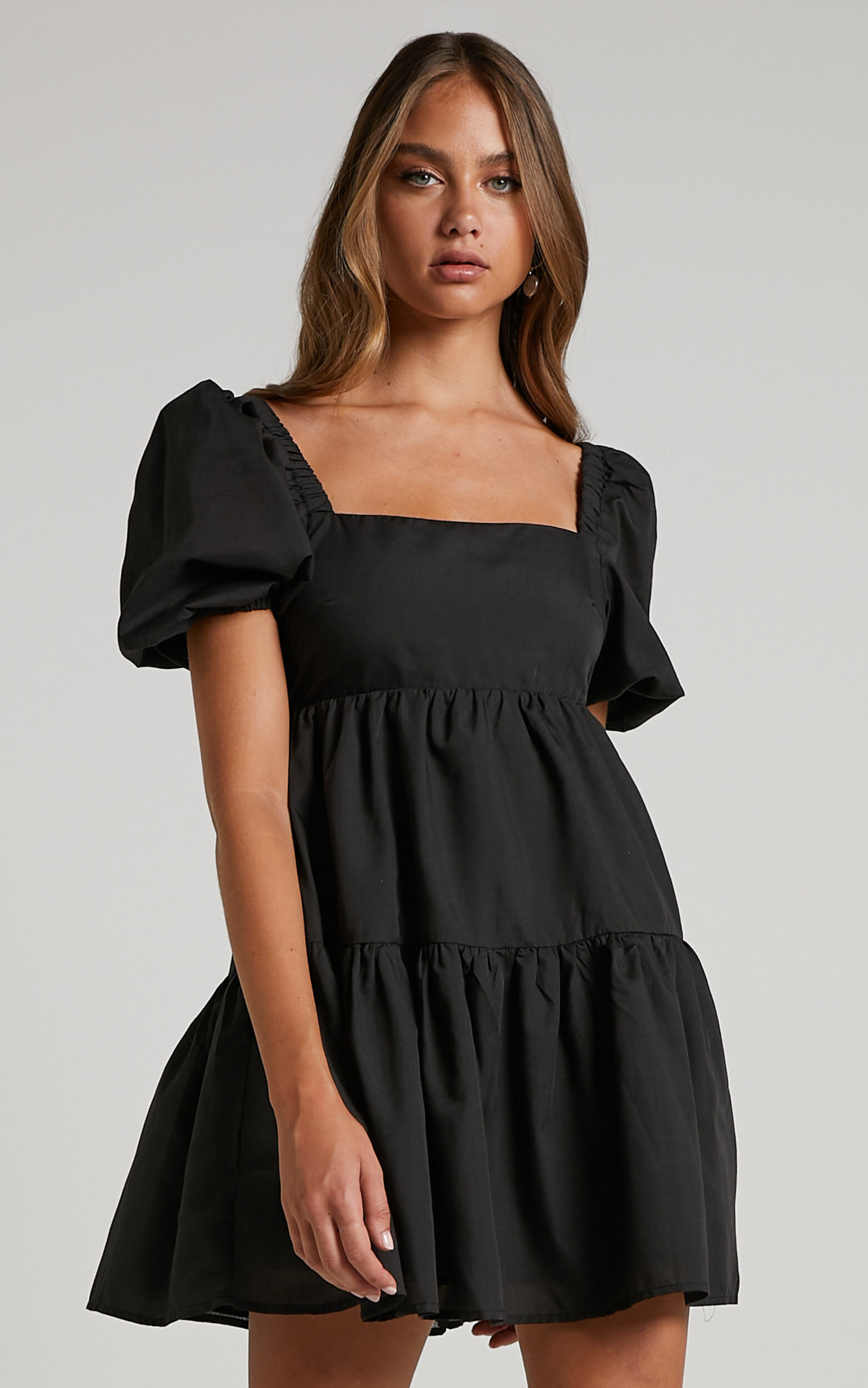 Hazel Mini Dress - Short Sleeve Tiered Tie Back Smock Dress in Black - 06, BLK1