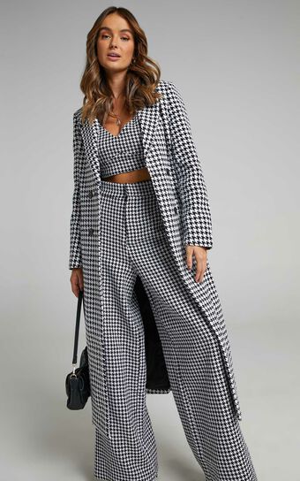 Violete Button Up Coat in Houndstooth Check