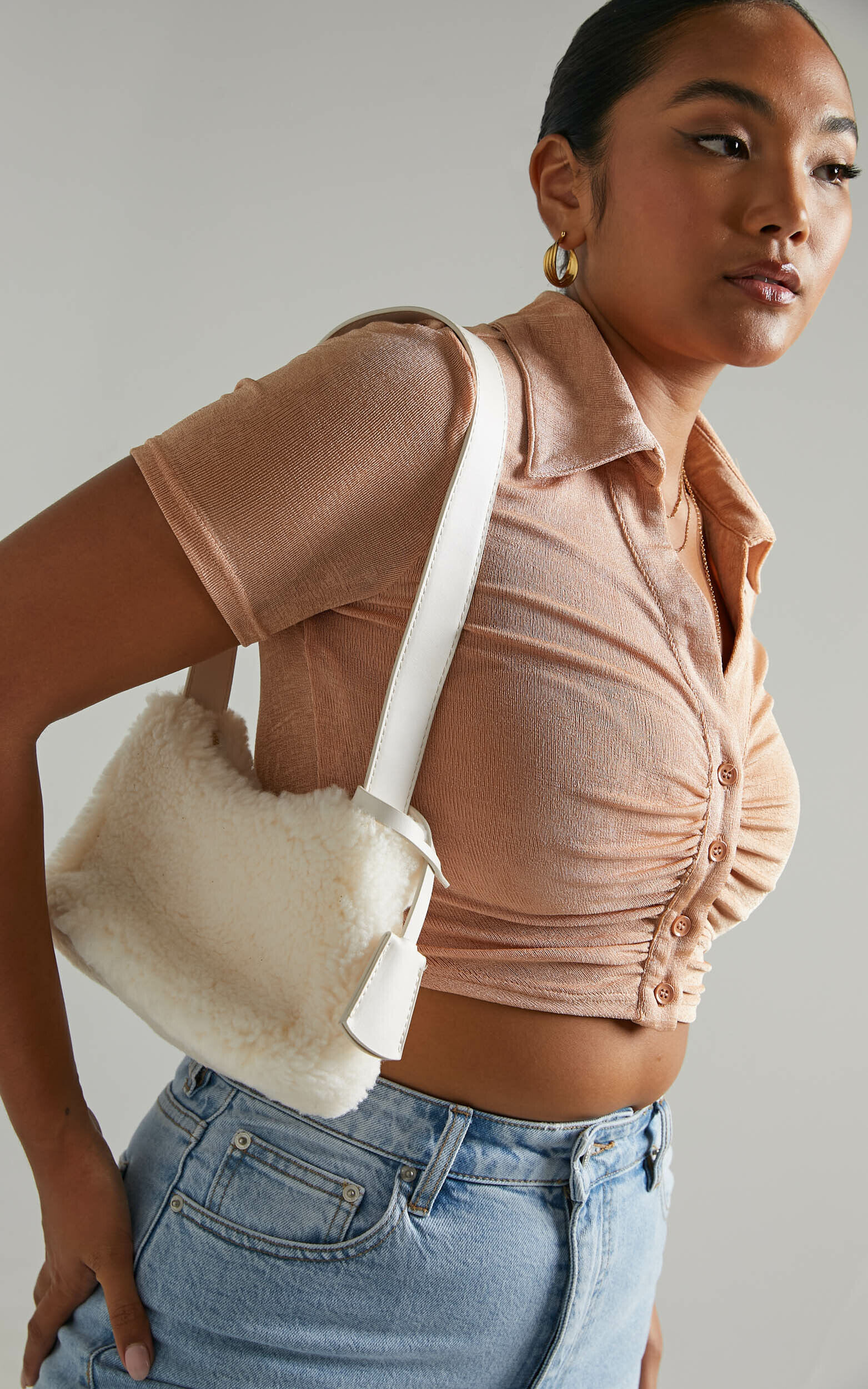 Lynda Faux Fur Bag in White - NoSize, WHT2