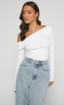 Misael Top - Asymmetrical Twist Front Jersey Top in White