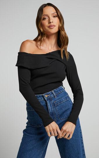 Misael Top - Asymmetrical Twist Front Jersey Top in Black