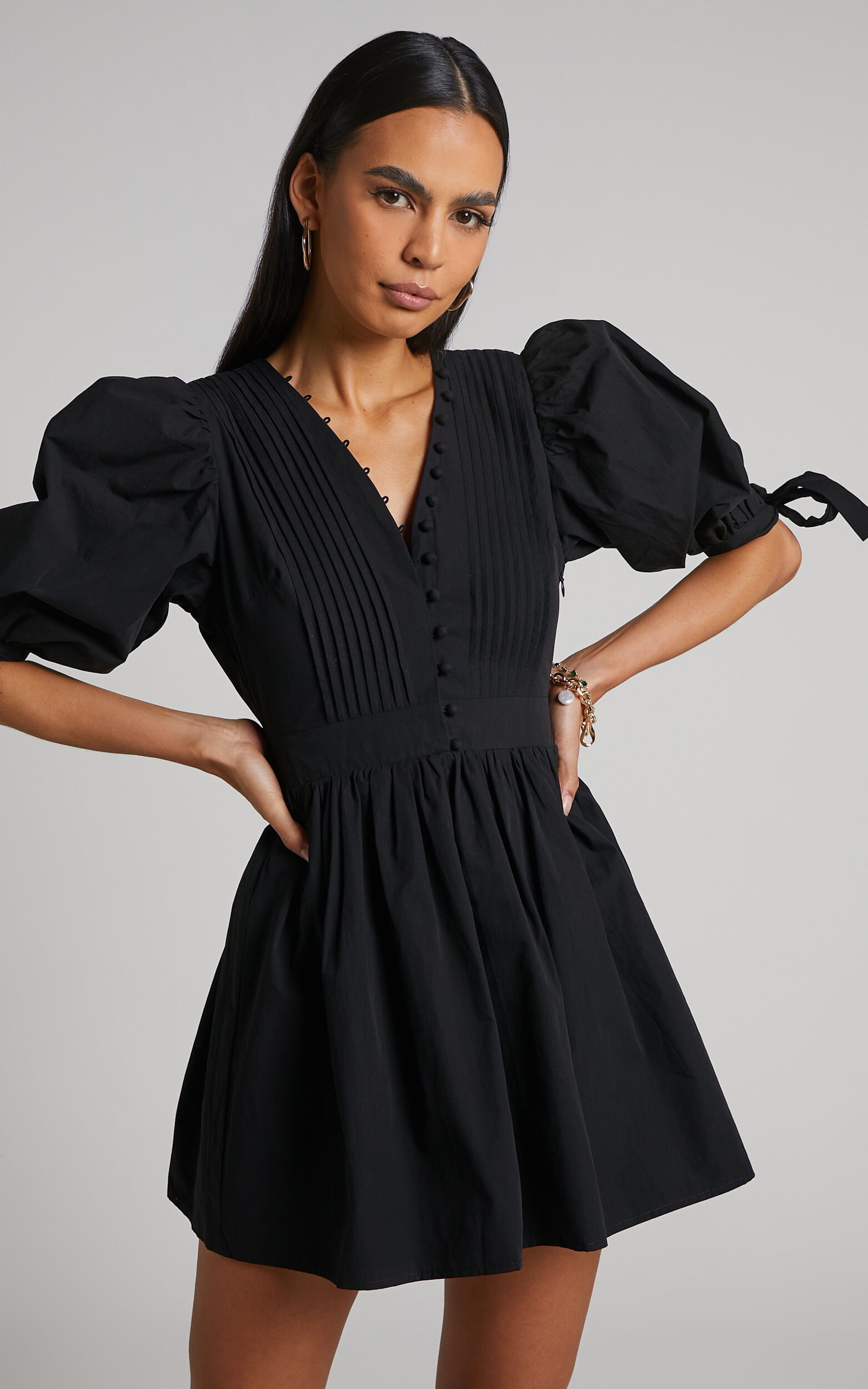 Zandra Mini Dress - Puff Sleeve Poplin Dress in Black - 06, BLK1