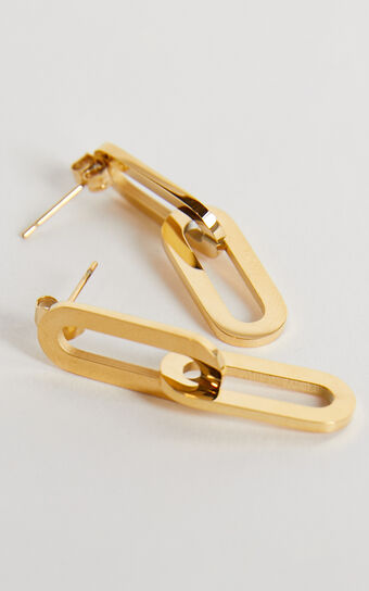 Namaari Link Chain Earrings in Gold