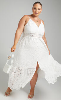 Jeannique Embroidered Midi Dress in White