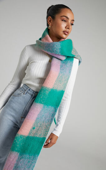 Samia Scarf in Pink/Green
