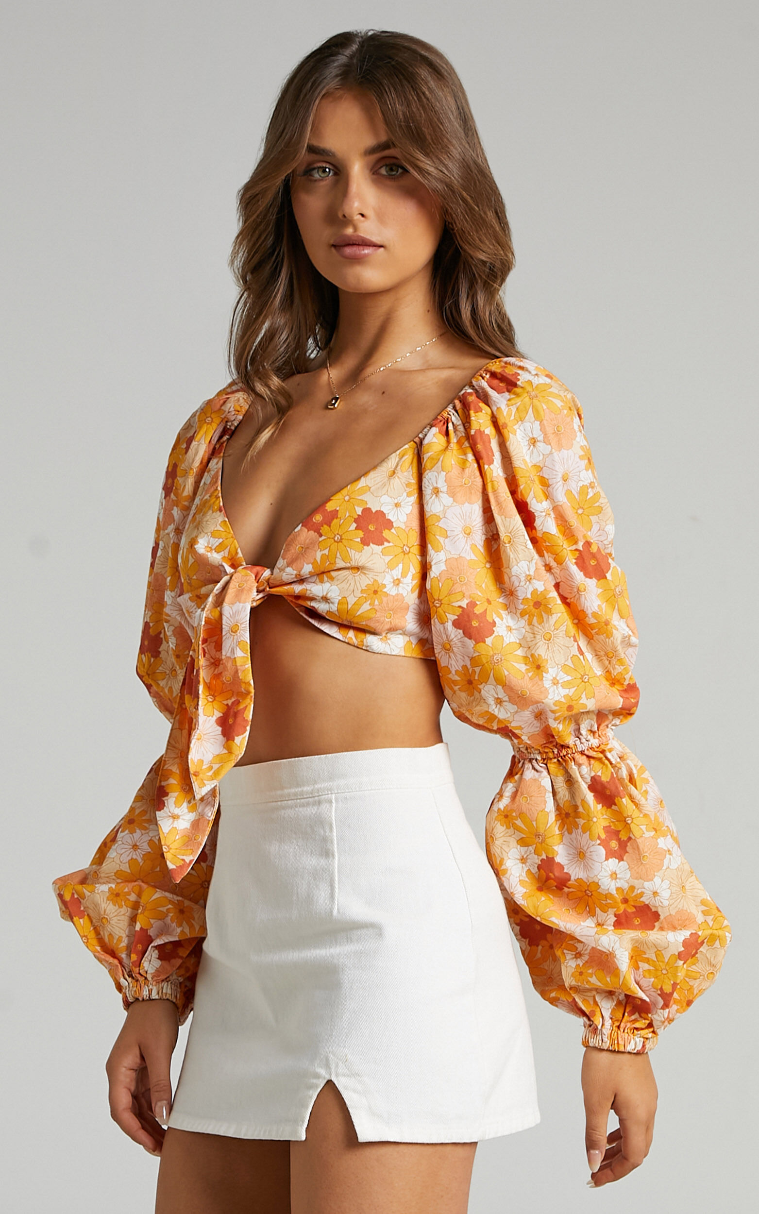 Charlie Holiday - Cindy Top in Seventies Floral - L, MLT1, super-hi-res image number null