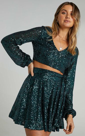 Cami Longsleeve Two Piece Set in Emerald Sequin