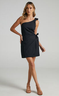 Keeping It Together Dress in Black Linen Look