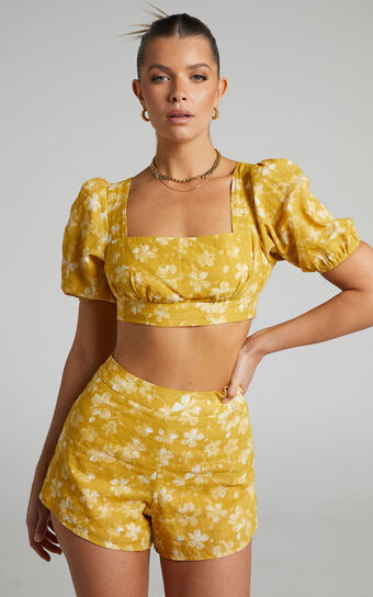 Zilda Open Back Puff Sleeve Crop Top and High Waist Shorts Two Piece Set in Yellow