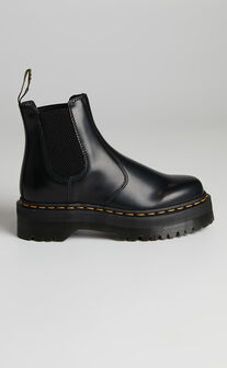 Dr. Martens - 2976 Quad Chelsea Boots in Black Polished Smooth