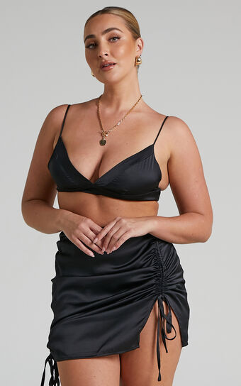 Mejila Ruched Split Hem Mini Skirt in Black