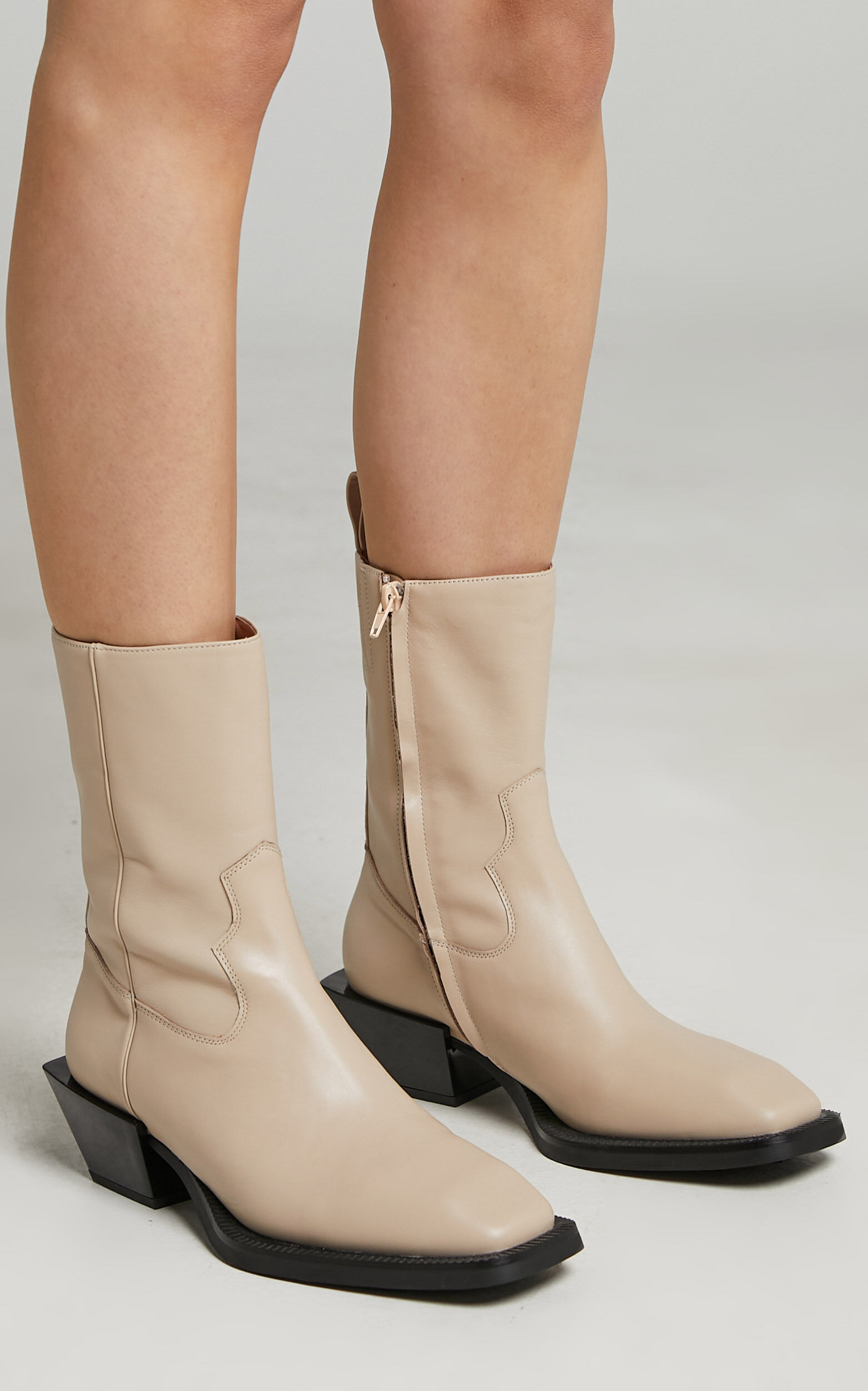 Alias Mae - Penny Boots in Cream Leather - 05, CRE2, super-hi-res image number null