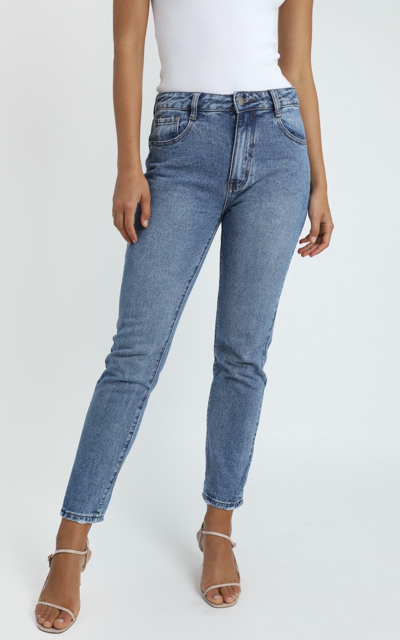 Remy Jeans in mid wash denim - 14 (XL), Blue