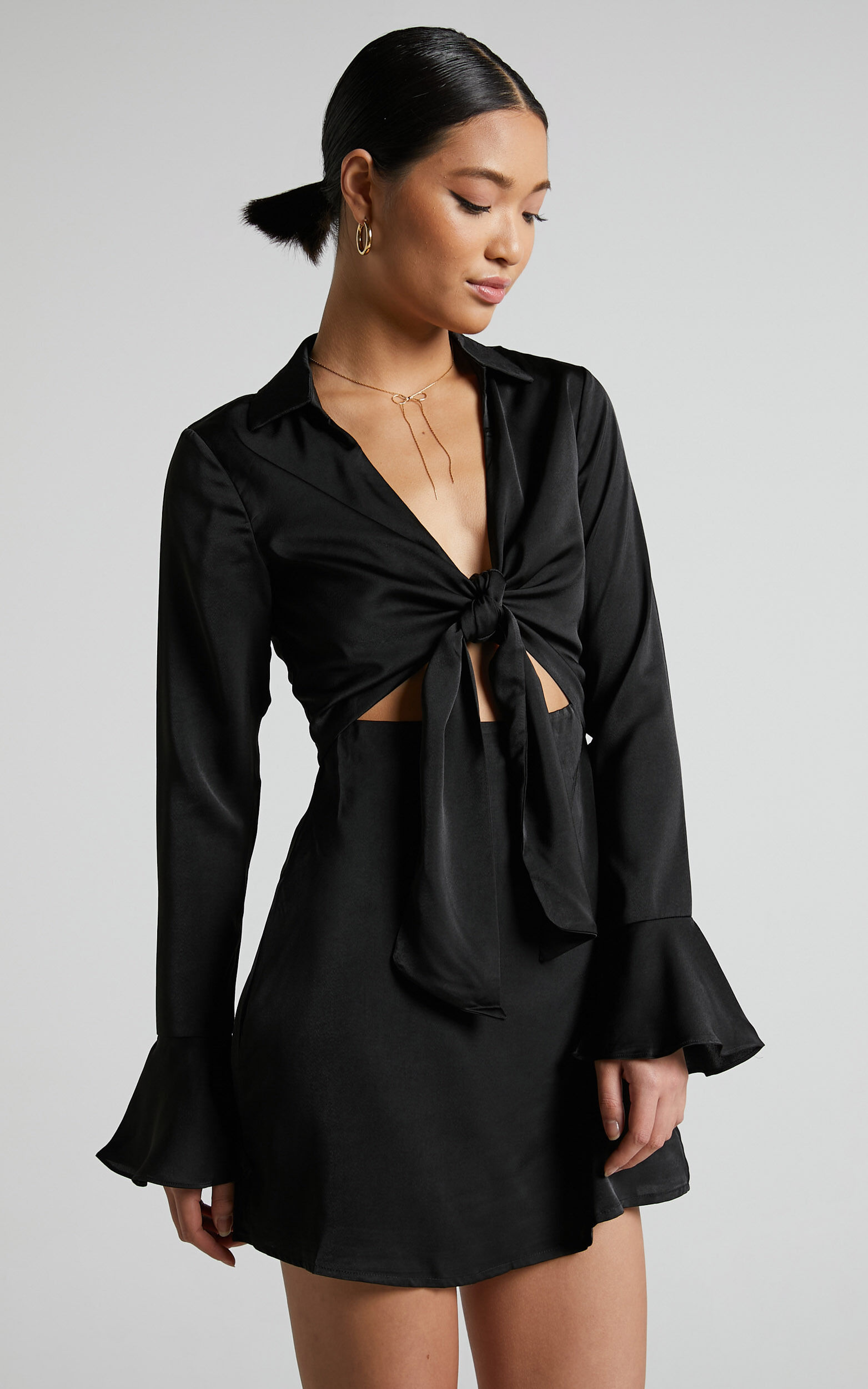 Varvey Mini Dress - Tie Front Long Sleeve Dress in Black - 04, BLK1