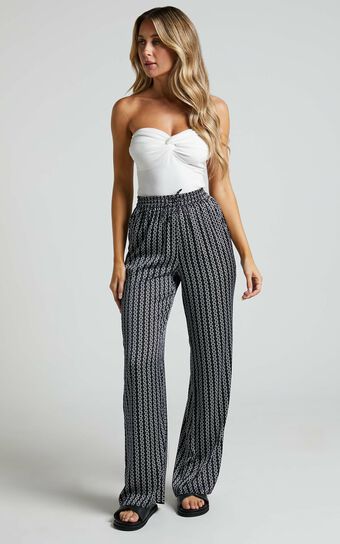 Rosetti Mid Waisted  Elastic Waist Relaxed Pants in Black Chain
