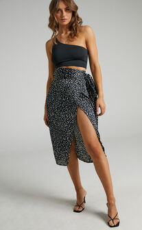 Colac Printed Functional Wrap Skirt With Leg Slit in Black Spot