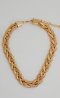 Trishmae Necklace in Gold