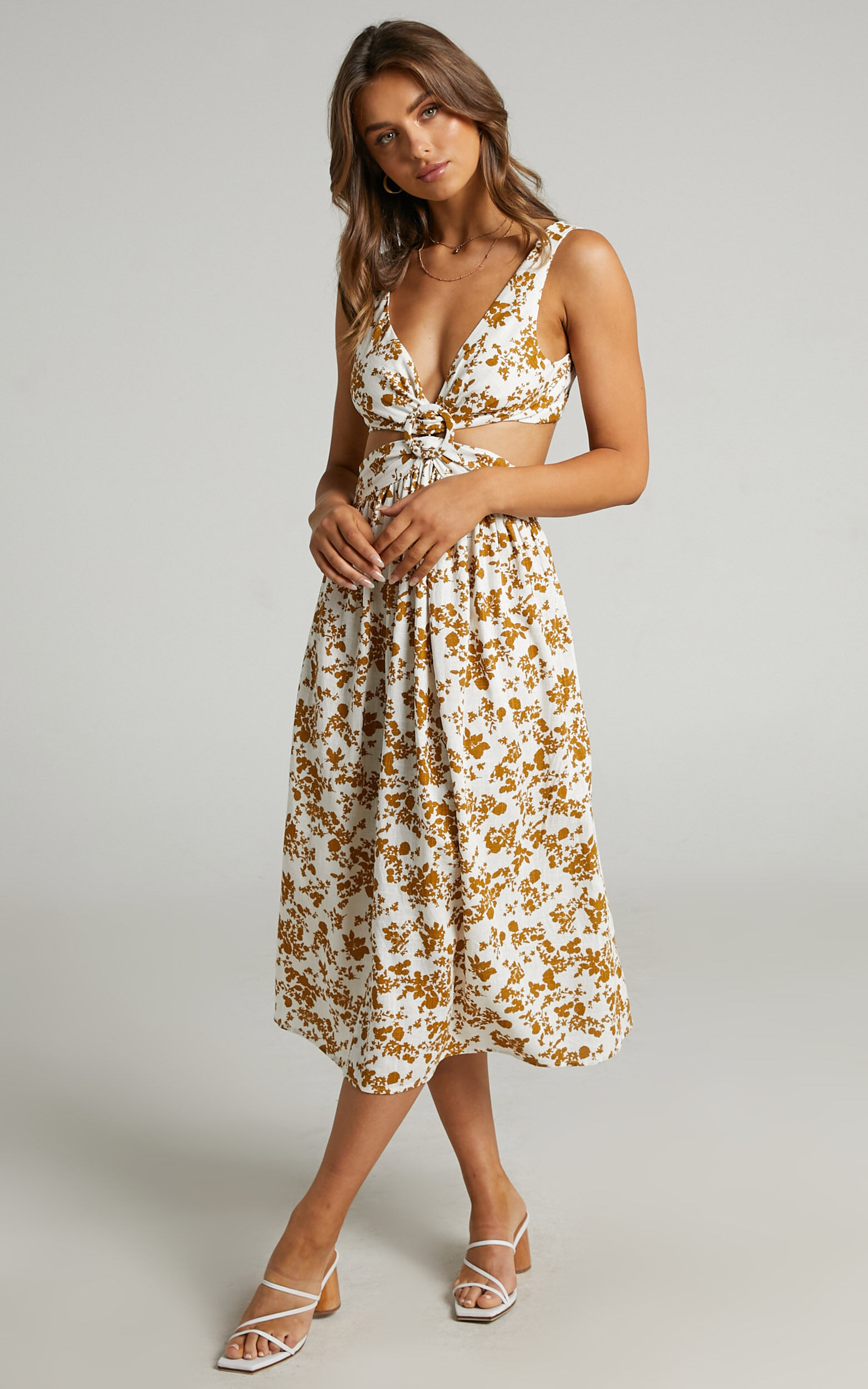 Timothea Sleeveless Ring Front Midi Dress in Mustard Floral - 06, YEL1, super-hi-res image number null