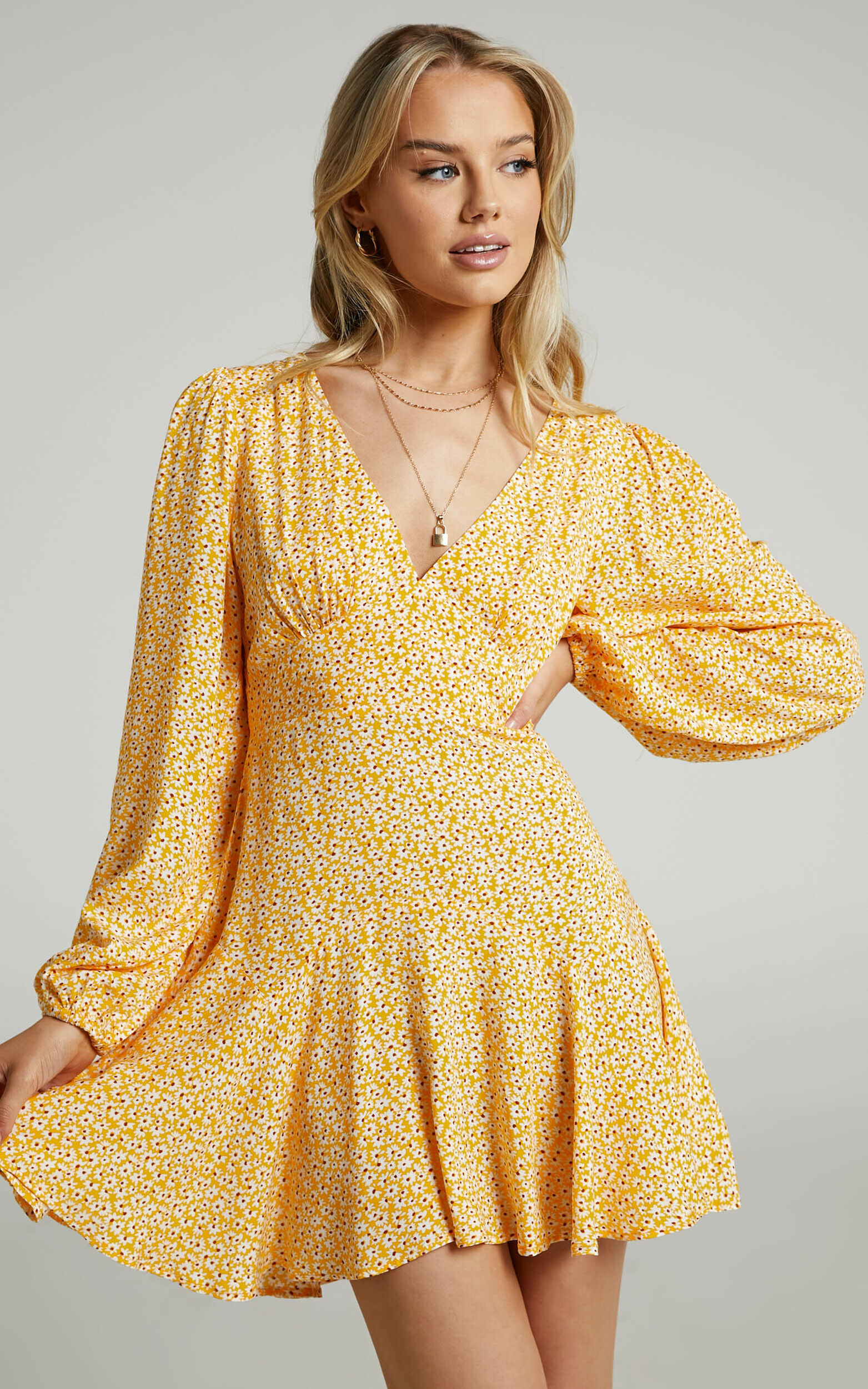 Riecha Mini Dress - Long Sleeve V Neck Dress in Yellow Floral - 04, YEL1