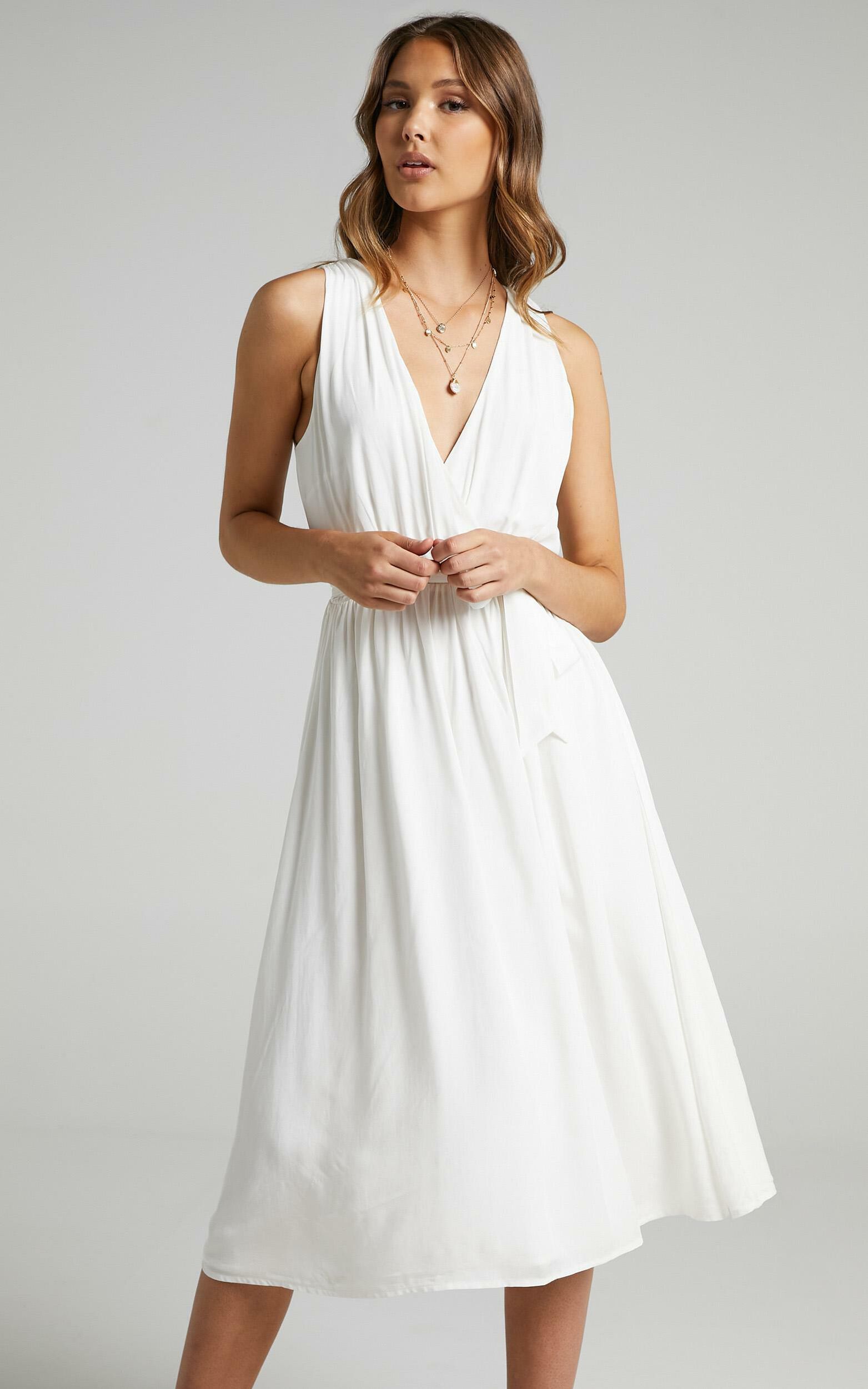 Arlais Dress in White | Showpo USA