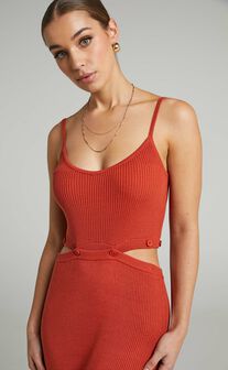 Cordlyn Strappy Midi Knit Dress with Button Up Waist in Rust