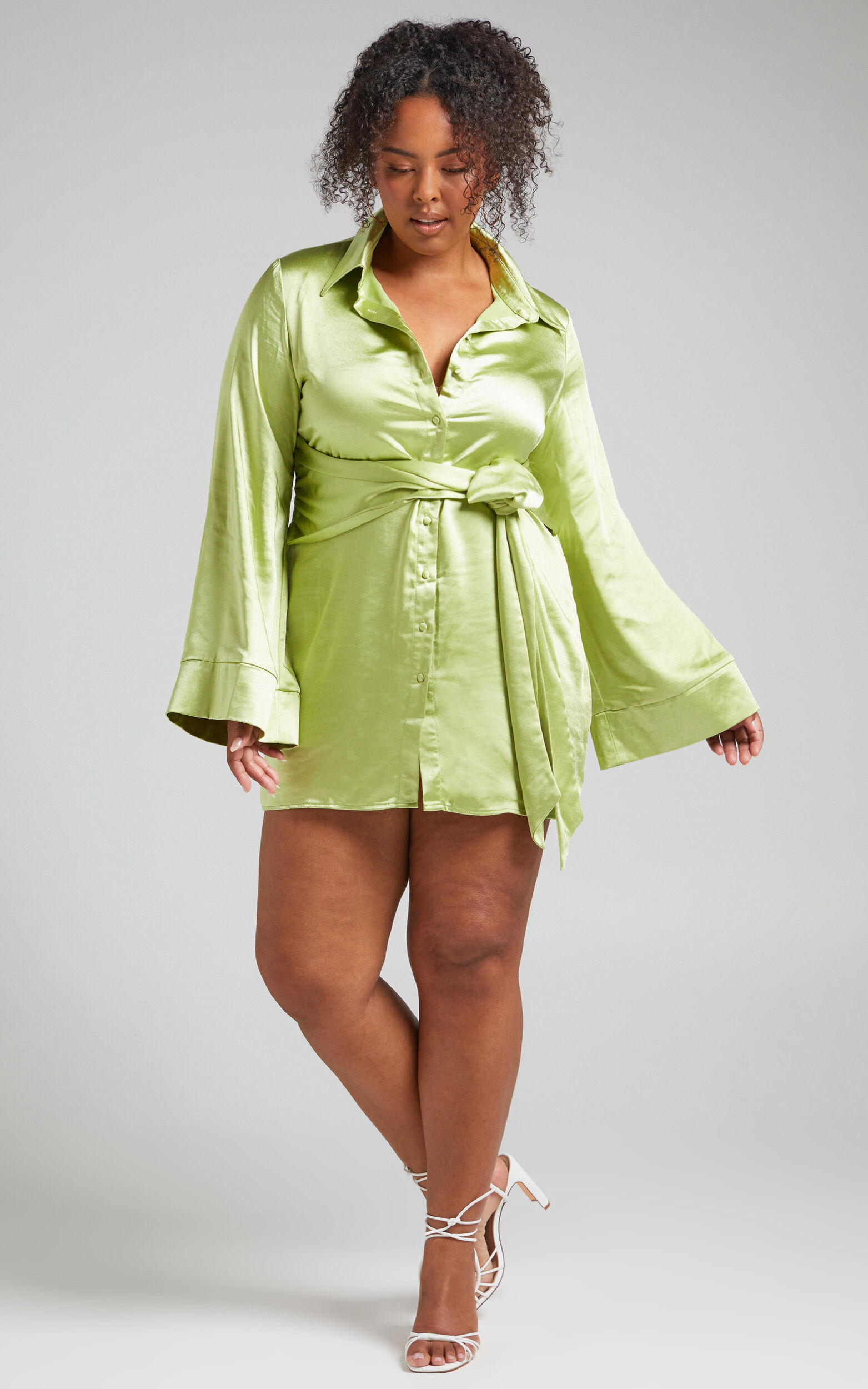 Hadid Mini Dress - Button Down Waist Tie Shirt Dress in Green - 06, GRN1