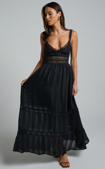 Angelique Midaxi Dress - Lace Trim Dress in Black