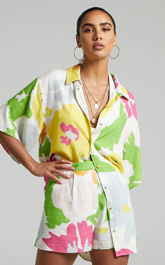 Jessy Oversized Button Up Printed Shirt in Posey Floral