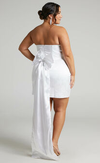 Sariah Strapless Bow Train Mini Dress in White
