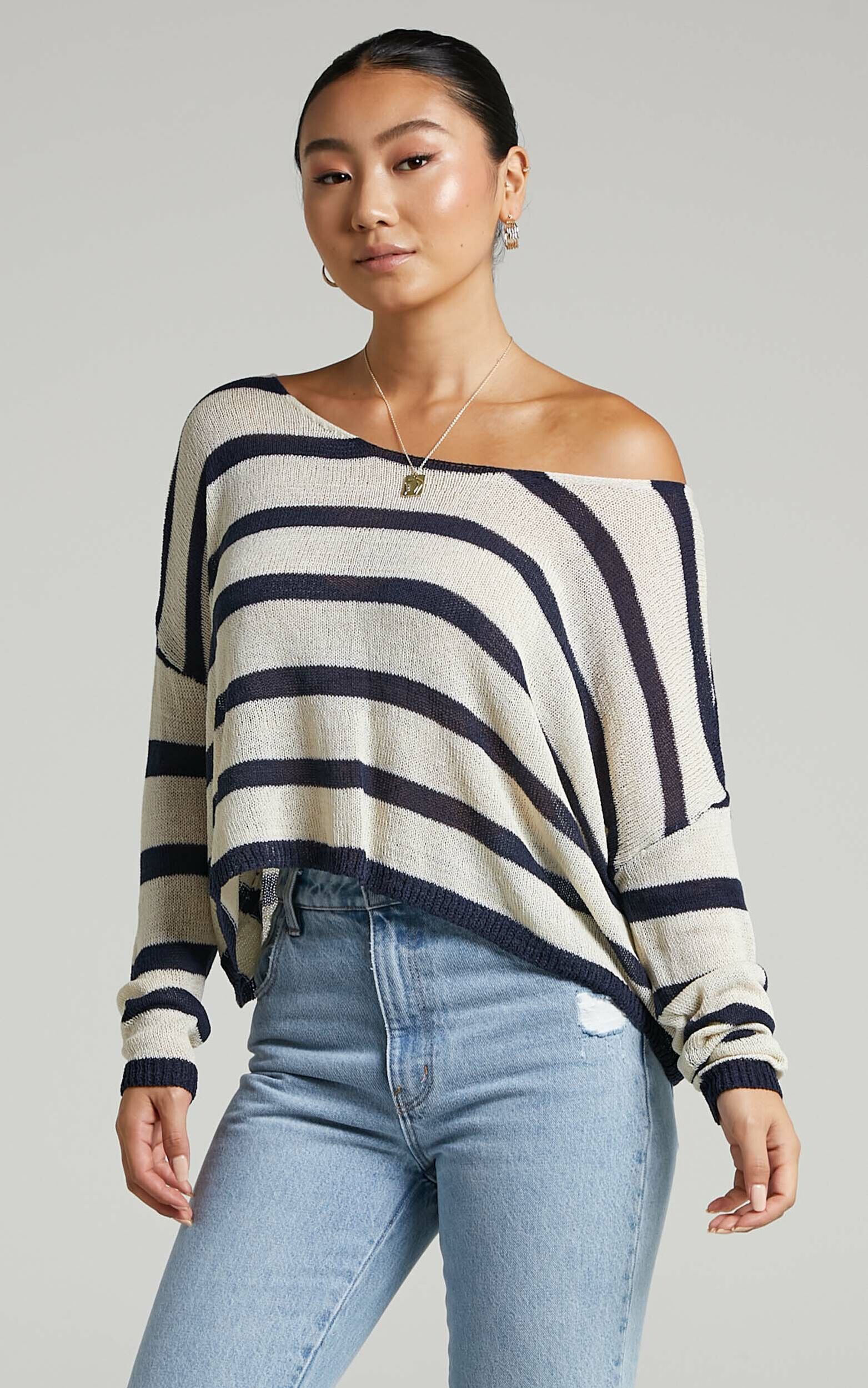 Dhani Relaxed Woven Knit Top in Navy Stripe - 04, NVY1