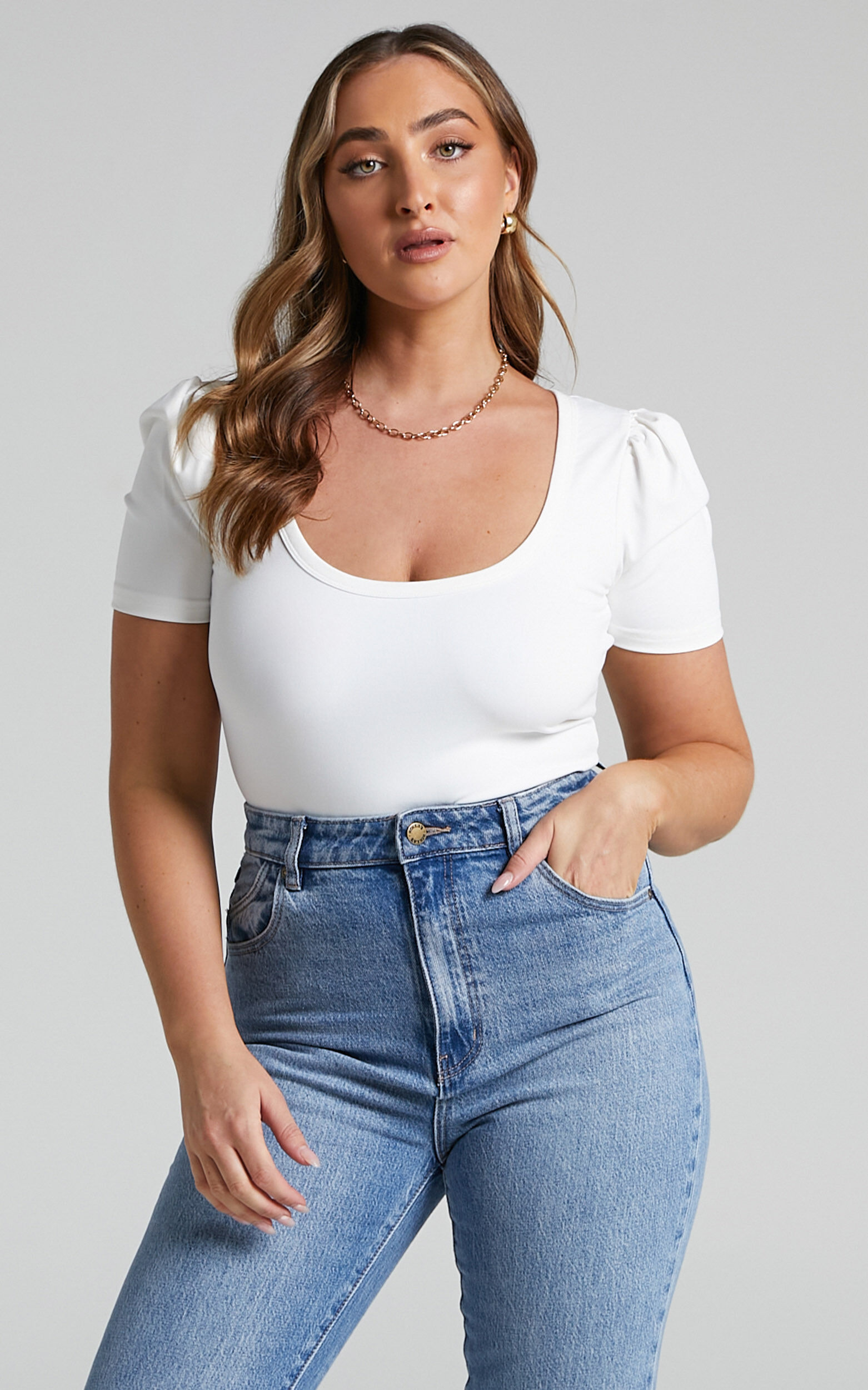 Elia Low Scoop Neck Puff Short Sleeve Top in White - 08, WHT1, super-hi-res image number null