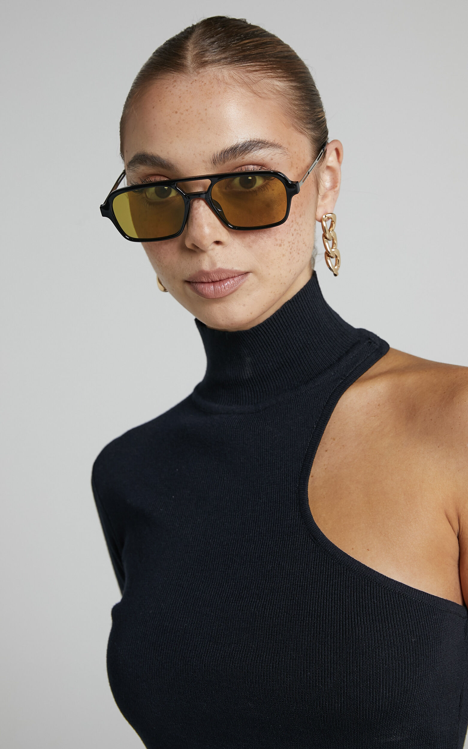 Marta Oversized Aviator Sunglasses in Black and Yellow - NoSize, BLK2, super-hi-res image number null