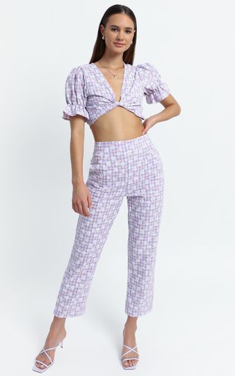 Octavia Pants in Lilac Floral