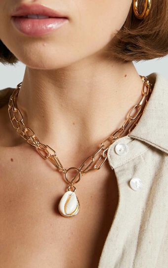 Genoveva Necklace - Shell Pendant Double Chain Necklace in Gold