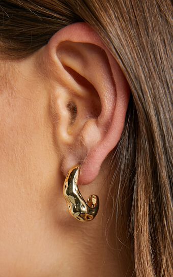Francesca Chunky Irregular Open Hoop Earrings in Gold