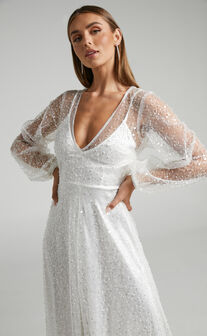 Leauna Bridal Gown - Sheer Long Sleeve Deep V Neck Embellished Tulle Gown in Ivory