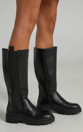 Therapy - Thandie Boots in Black