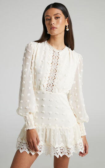 Meihna Mini Dress - Lace Detail Long Sleeve Dress in Cream