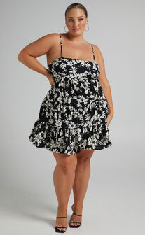 Lorelle Straight Neck Tiered Mini Dress in Black Floral