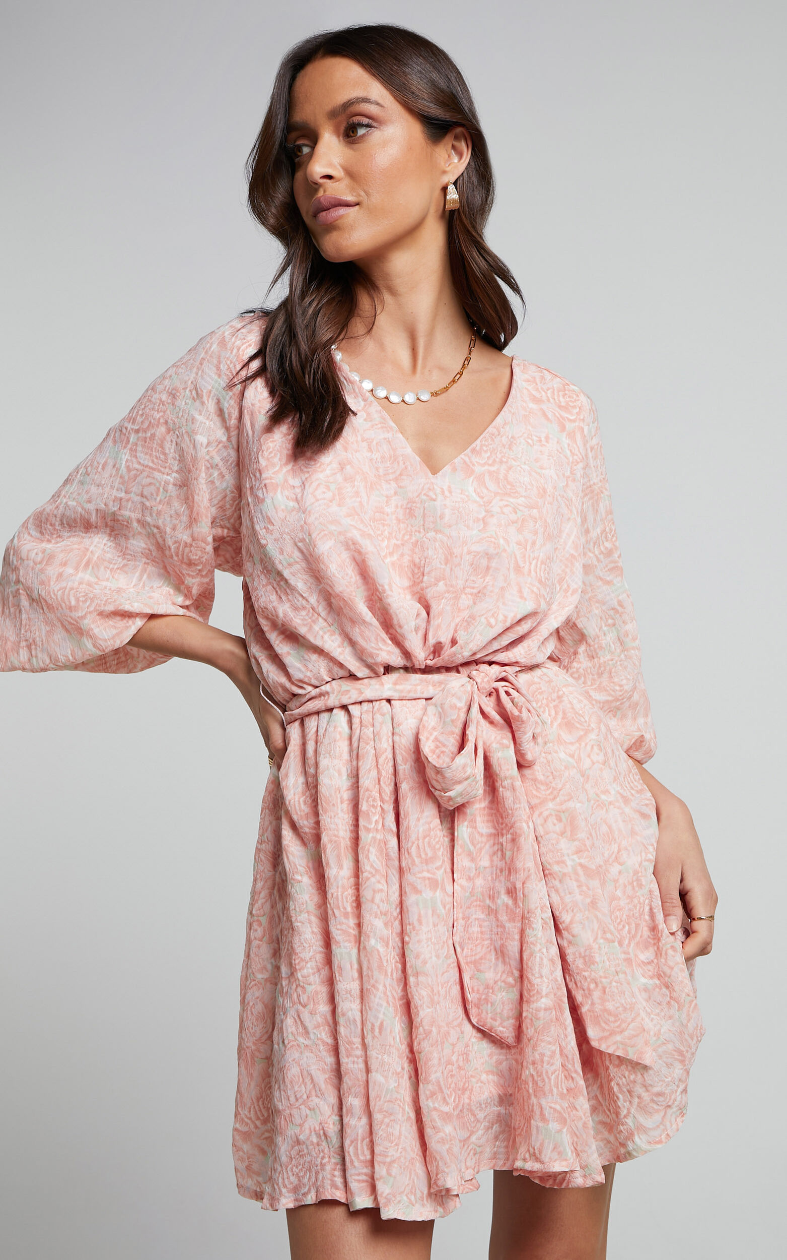 Raven Mini Dress - Long Sleeve with Belt Dress in Pink Floral - 04, PNK1