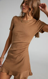 Airdrie Ribbed Puff Shoulder Short Sleeve Mini Dress in Brown